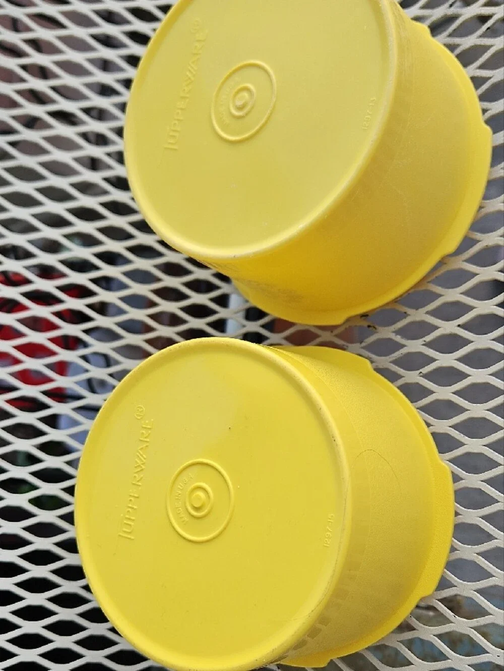 Tupperware Yellow Round Food Storage Containers (Set of 2)